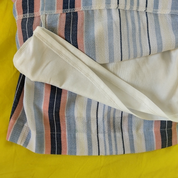 NWOT. STUDIO JPR WIDE LEGGED LINED PANTS L - Picture 3 of 4